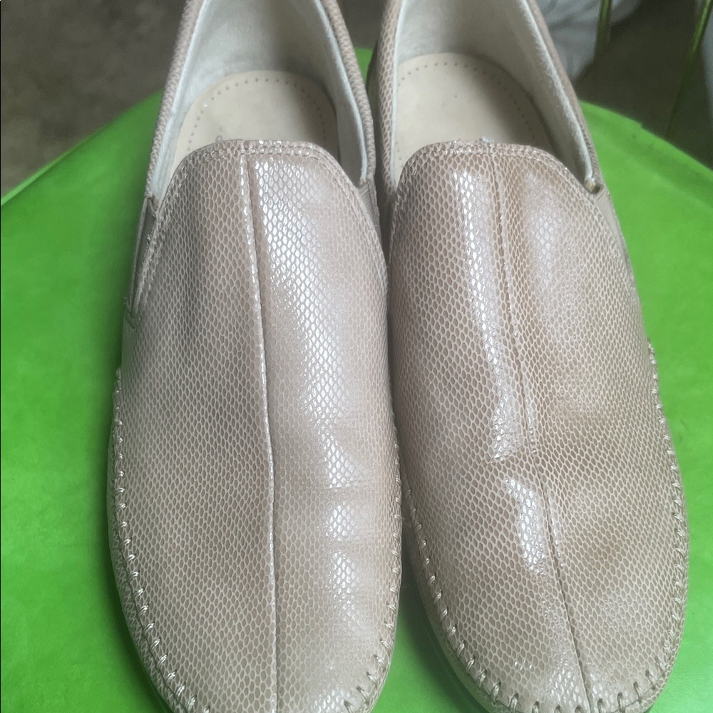 SAS Beige Textured Dream Mushroom Slide On Loafers